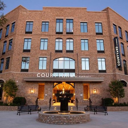 Courtyard By Marriott Thomasville Downtown Extérieur photo