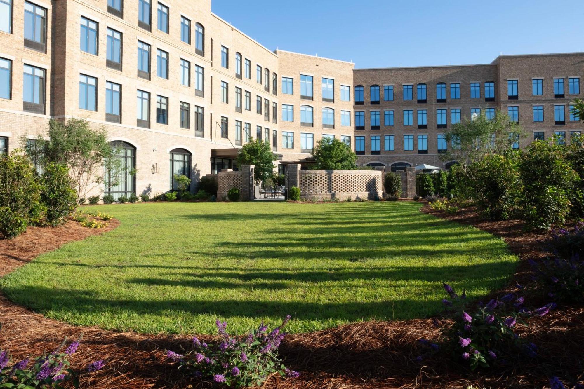 Courtyard By Marriott Thomasville Downtown Extérieur photo