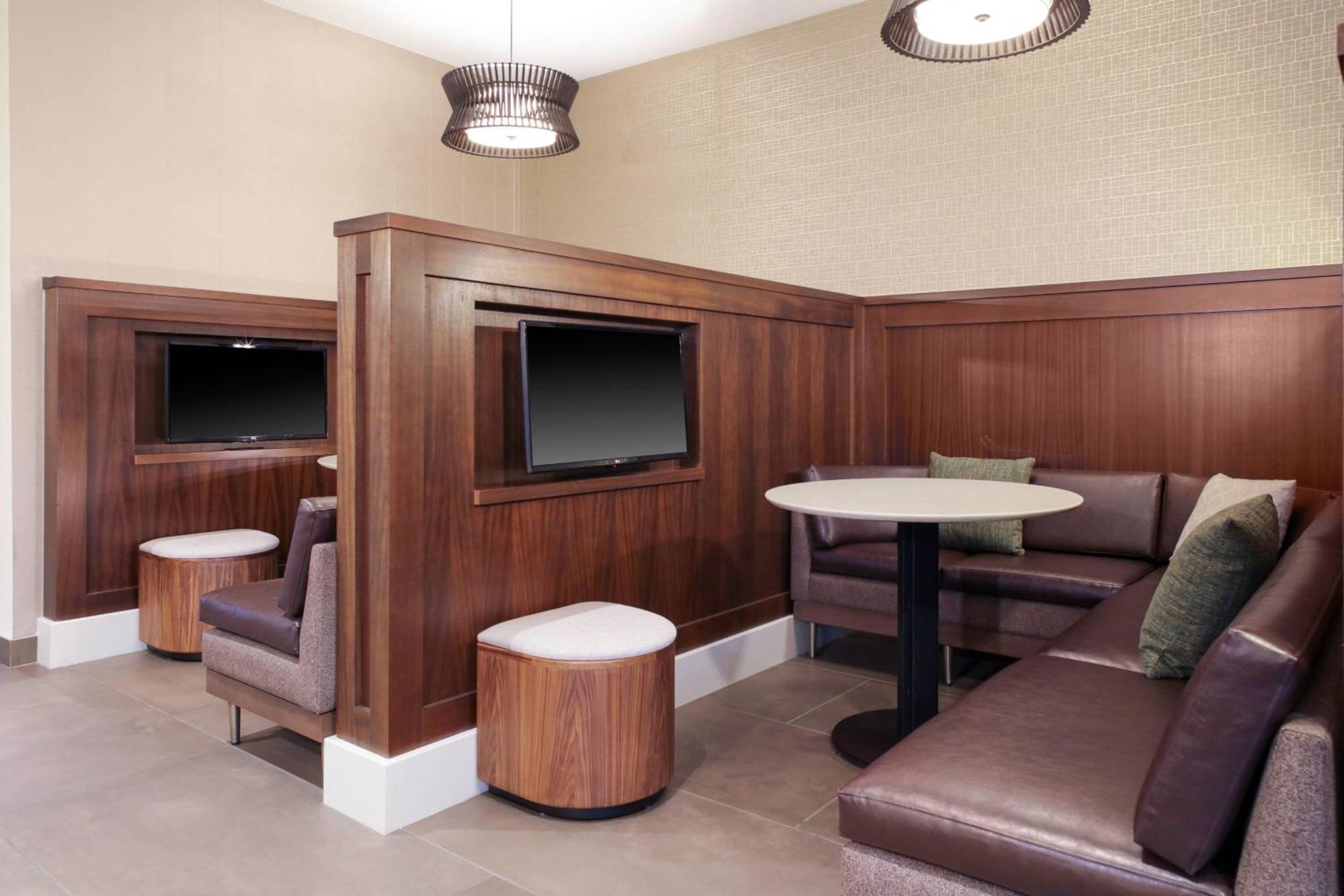 Courtyard By Marriott Thomasville Downtown Extérieur photo
